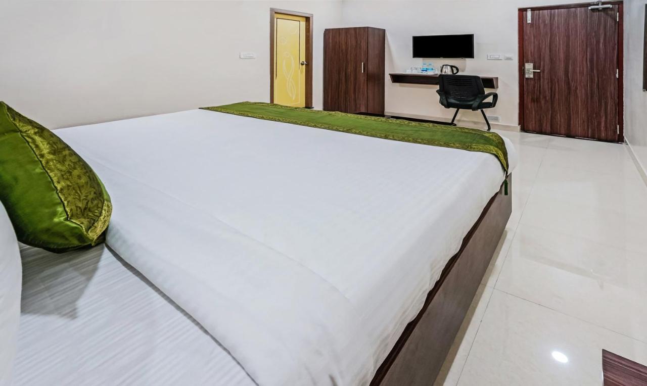 Super Collection O Dabagardens Near Beach Road Visakhapatnam Exterior foto